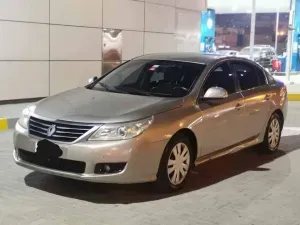 2013 Renault Safrane in Dubai