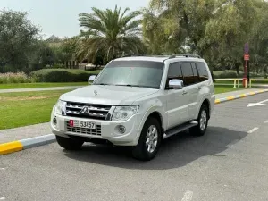 2014 Mitsubishi Pajero in Dubai