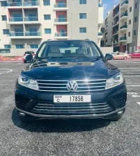 2016 Volkswagen Touareg in Dubai