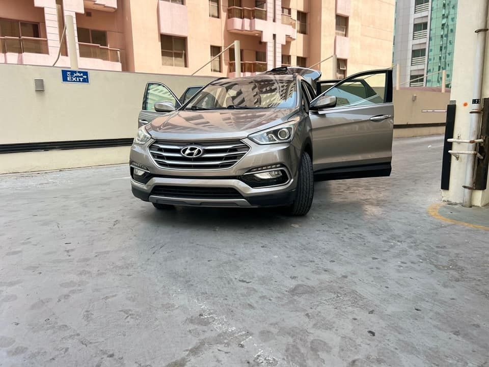 2017 Hyundai Santa Fe in Dubai