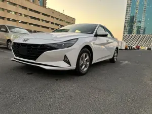 2022 Hyundai Elentra in Dubai