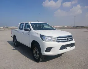 2017 Toyota Hilux in Dubai