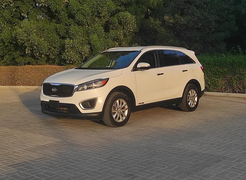 2016 Kia Sorento in Dubai