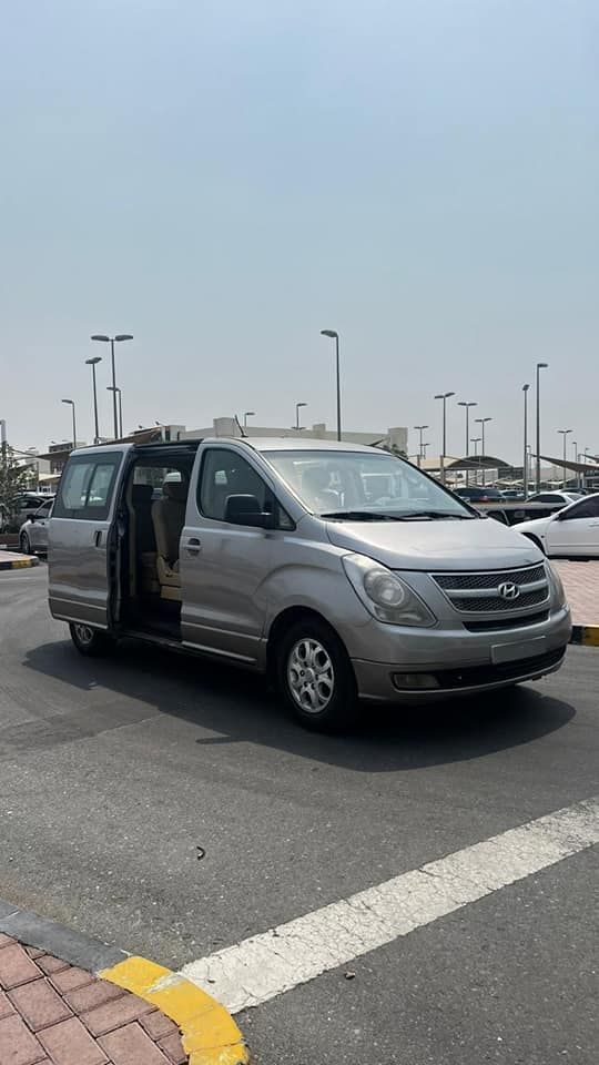 2015 Hyundai H1 in Dubai