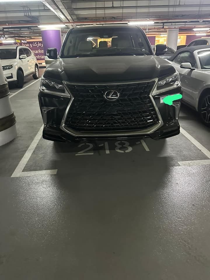 2020 Lexus LX 570 in Dubai