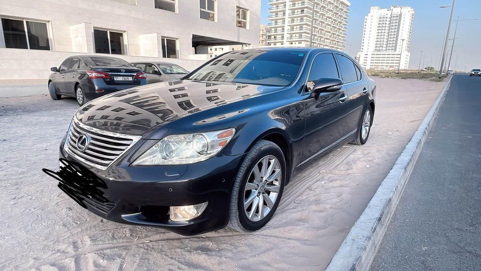 2010 Lexus LS 460 in Dubai