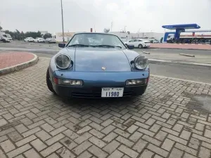 1990 Porsche 928 in Dubai