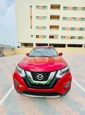 2017 Nissan Rogue in Dubai