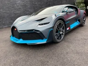 2021 Bugatti divo in Dubai