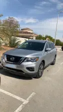 2017 Nissan Pathfinder in Dubai