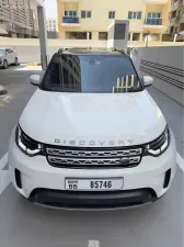 2018 Land Rover Discovery in Dubai