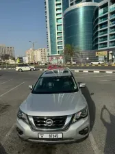 2018 نيسان باثفايندر  in Dubai