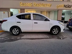 2015 Nissan Sunny in Dubai