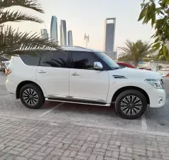 2014 نيسان باترول  in Dubai