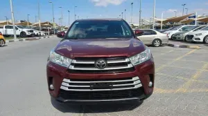 2017 Toyota Highlander in Dubai