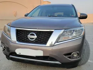 2014 Nissan Pathfinder in Dubai