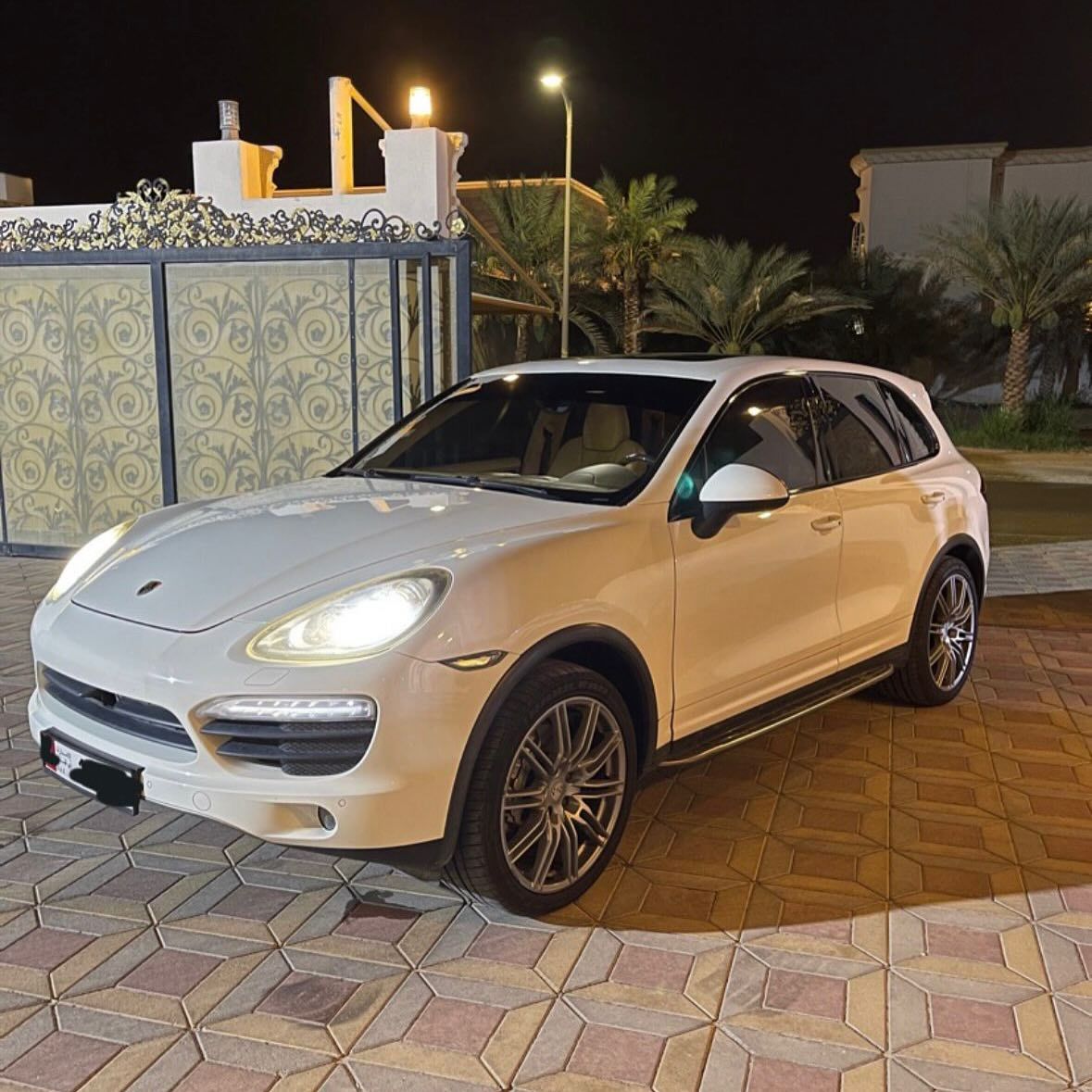 2011 Porsche Cayenne in Dubai