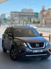 2017 Nissan Pathfinder in Dubai