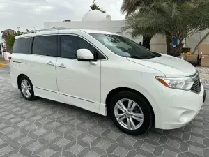 2013 Nissan Quest in Dubai