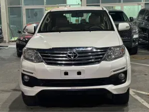 2015 Toyota Fortuner in Dubai