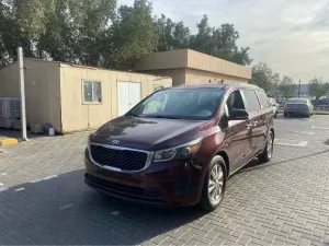 2015 Kia Sedona in Dubai