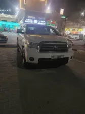 2014 Toyota Sequoia in Dubai