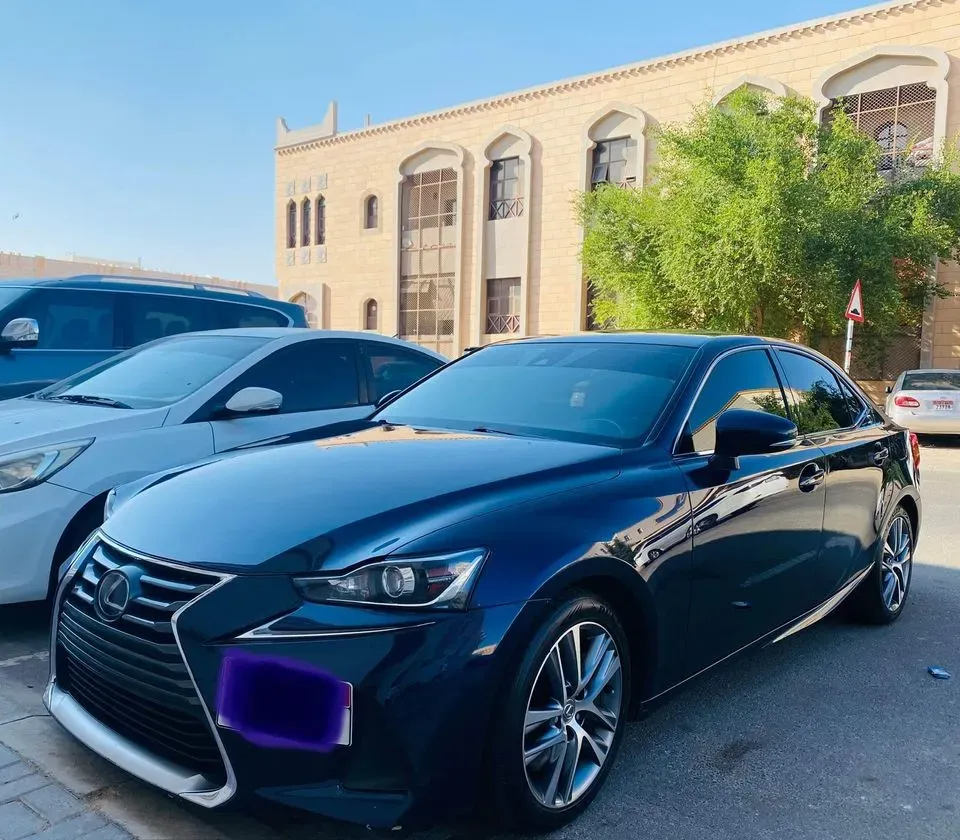 2018 Lexus IS in Dubai