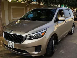 2016 Kia Sedona in Dubai