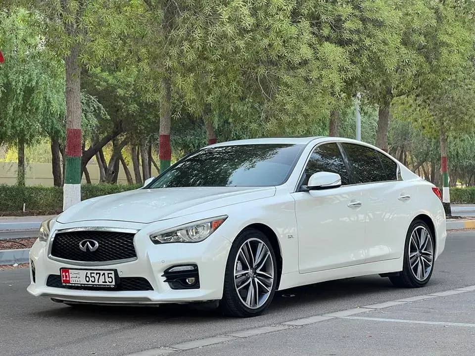 2017 Infiniti Q50 in Dubai