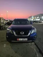 2017 Nissan Pathfinder in Dubai