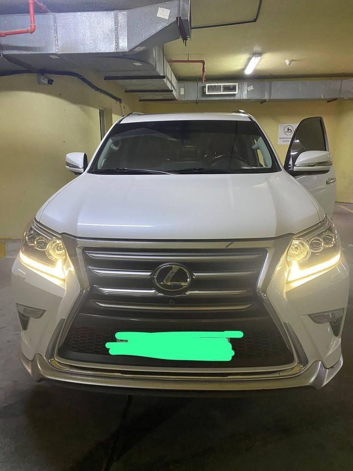 2017 Lexus GX in Dubai