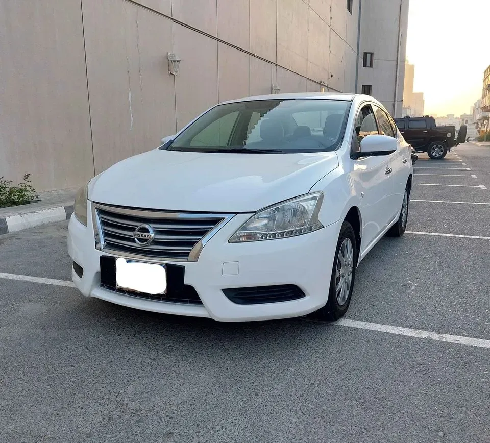 2016 Nissan Sentra in Dubai