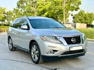 2013 Nissan Pathfinder in Dubai