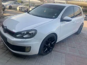 2014 Volkswagen Golf in Dubai