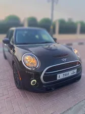 2021 ميني جون كوبر ورك in Dubai