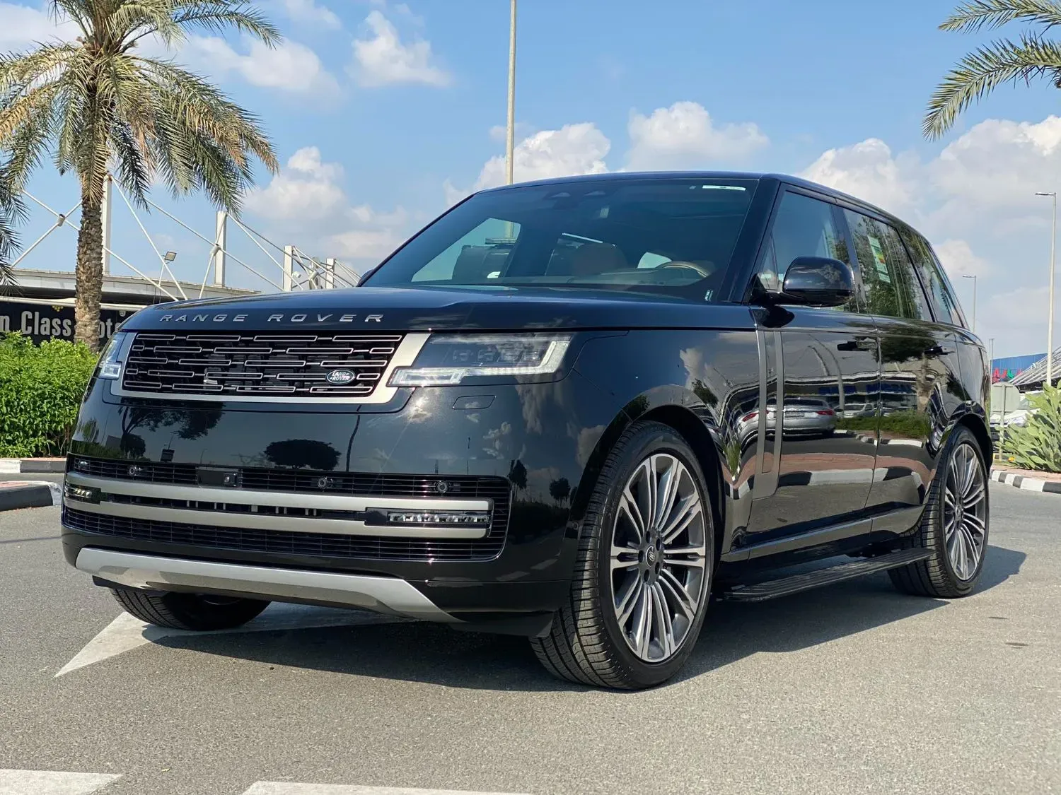 2024 Land Rover Range Rover in Dubai