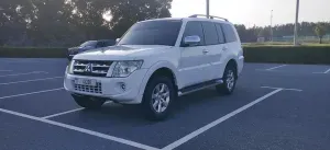 2013 Mitsubishi Pajero in Dubai