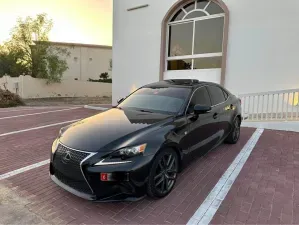 2015 Lexus IS in Dubai