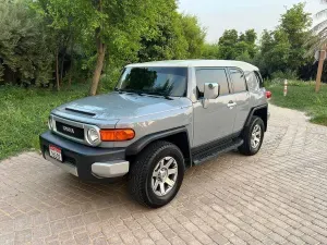 2018 Toyota FJ Cruiser in Dubai