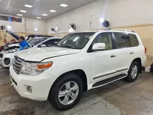 2014 Toyota Land Cruiser in Dubai