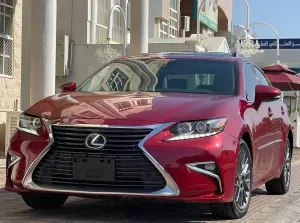 2018 Lexus ES in Dubai