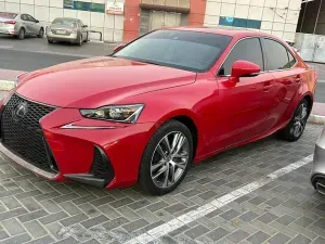 2018 Lexus IS in Dubai