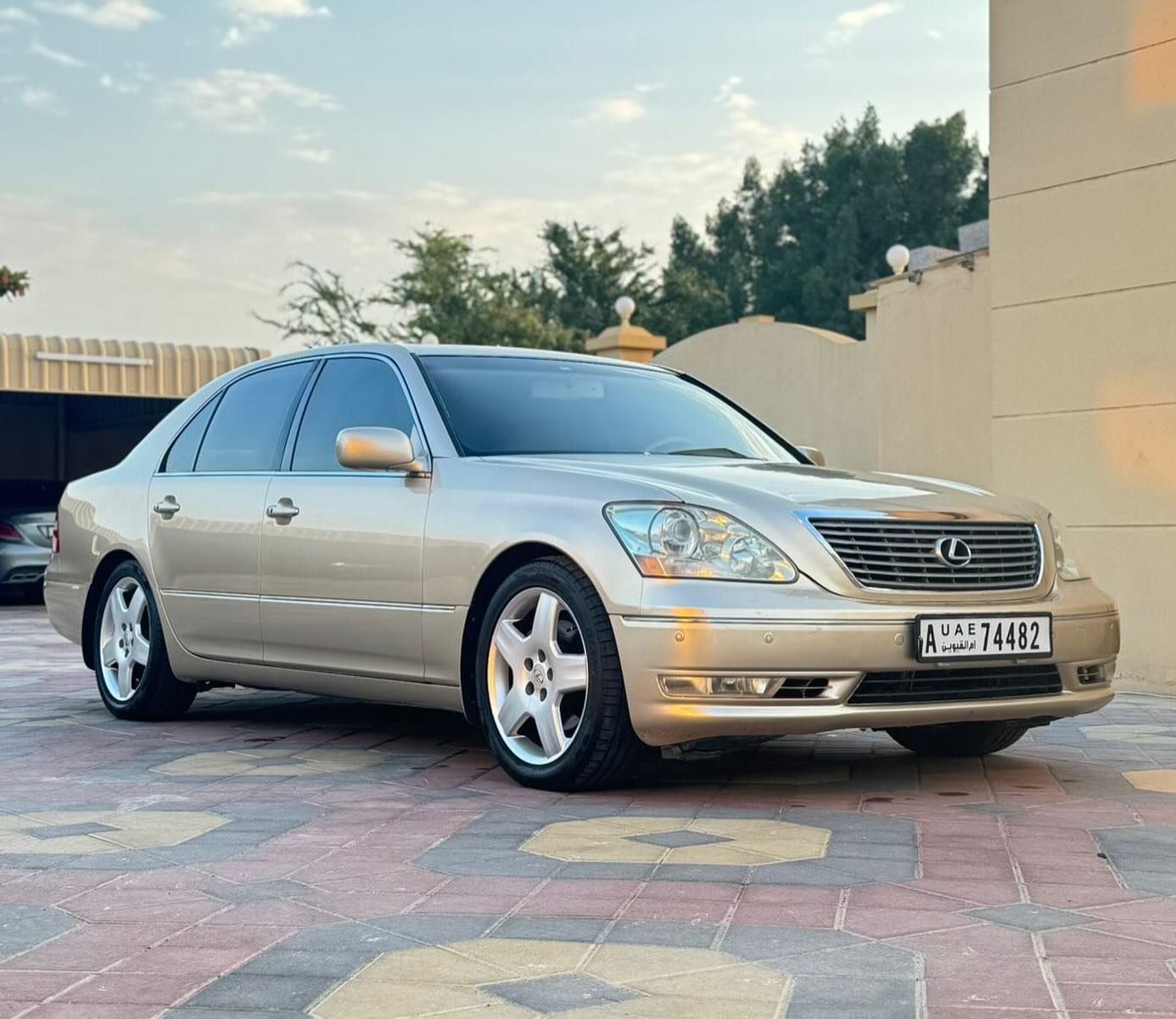 2004 Lexus LS 430 in Dubai