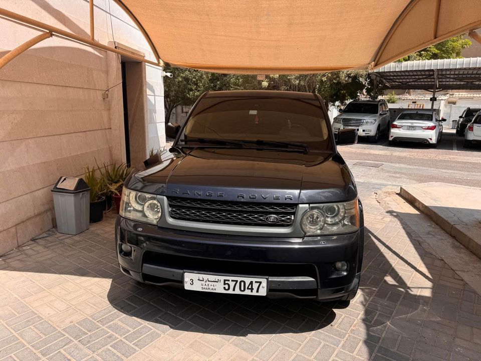 2011 Land Rover Range Rover Sport in Dubai