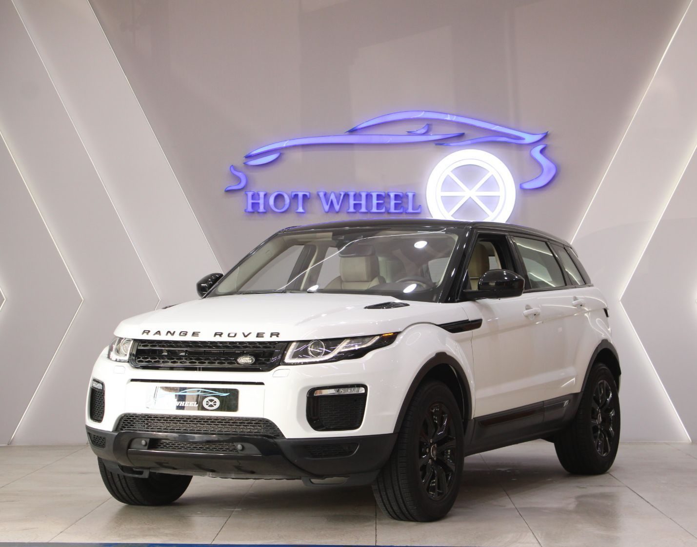 2016 Land Rover Range Rover Evoque in Dubai