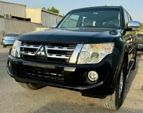 2013 Mitsubishi Pajero in Dubai