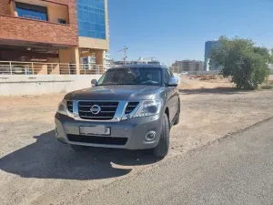 2015 نيسان باترول  in Dubai