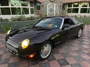 2002 Ford Thunderbird in Dubai