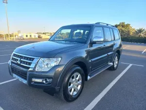 2015 Mitsubishi Pajero in Dubai