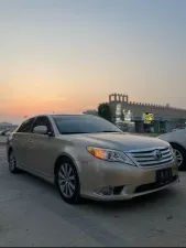 2011 Toyota Avalon in Dubai